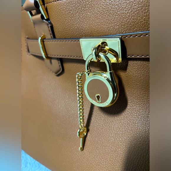 Michael Kors Hamilton Medium Leather Satchel in Brown, like new - Picture 5 of 9